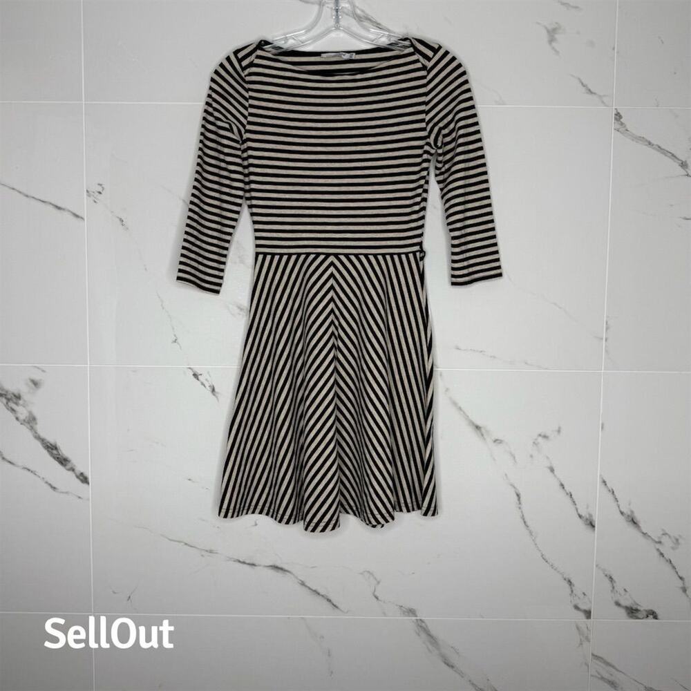 Black & White Striped Fit and Flare Knee Length Dress Size S skater